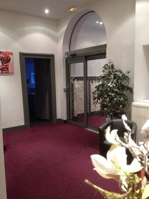 Amadeus Hotel Саргемин Экстерьер фото