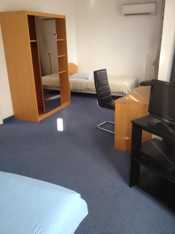 Amadeus Hotel Саргемин Номер фото